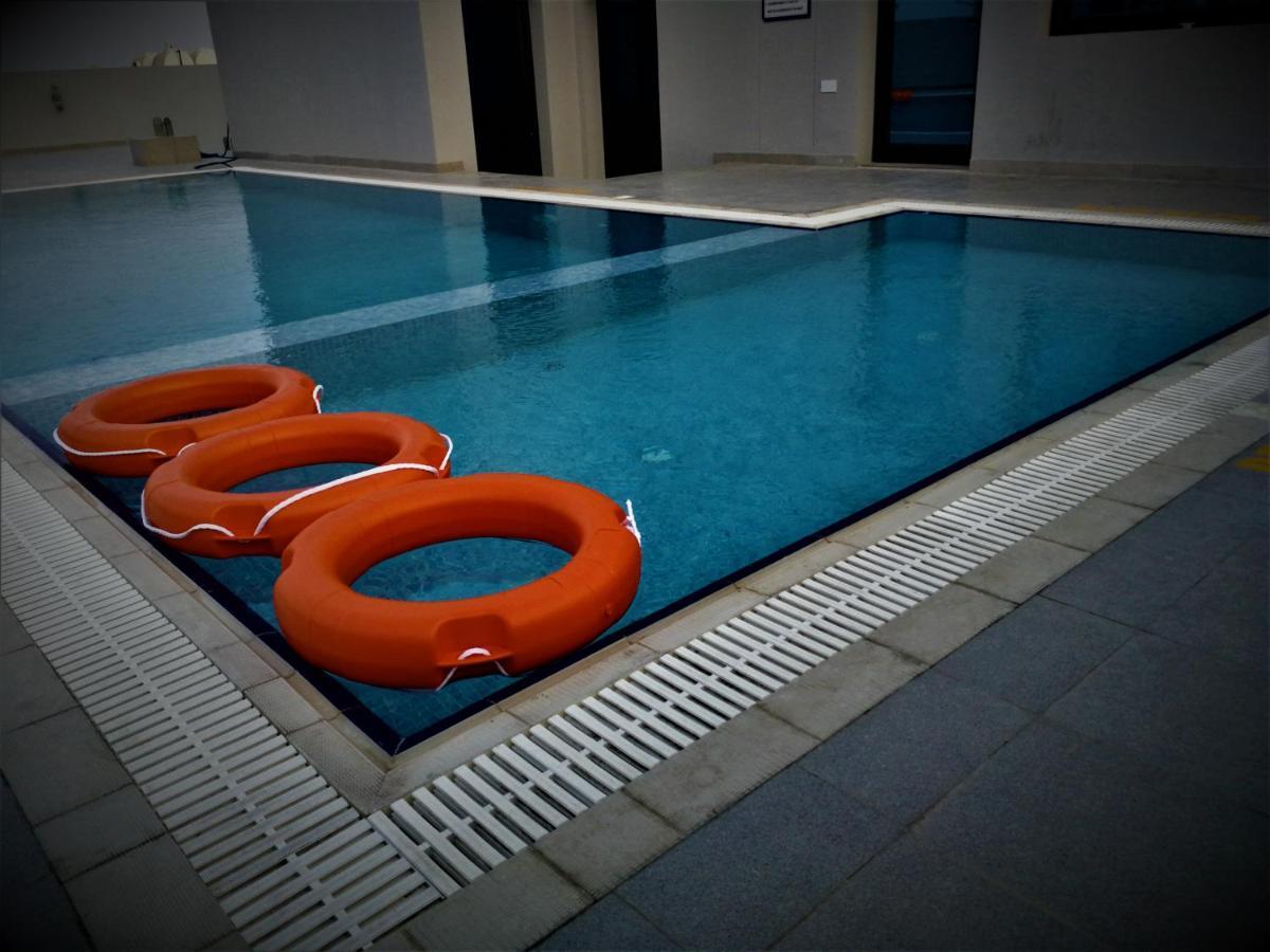 Infinity Juffair Suites Manama Exterior foto